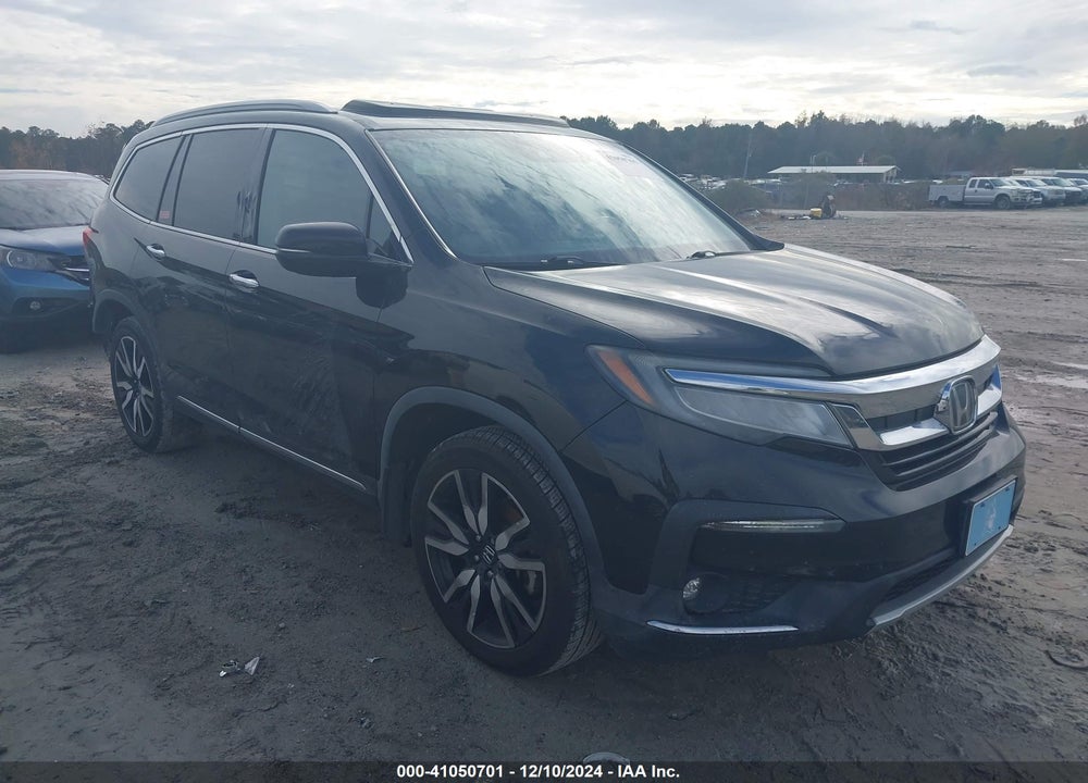 2019 HONDA PILOT TOURING VIN: 5FNYF5H64KB017914
