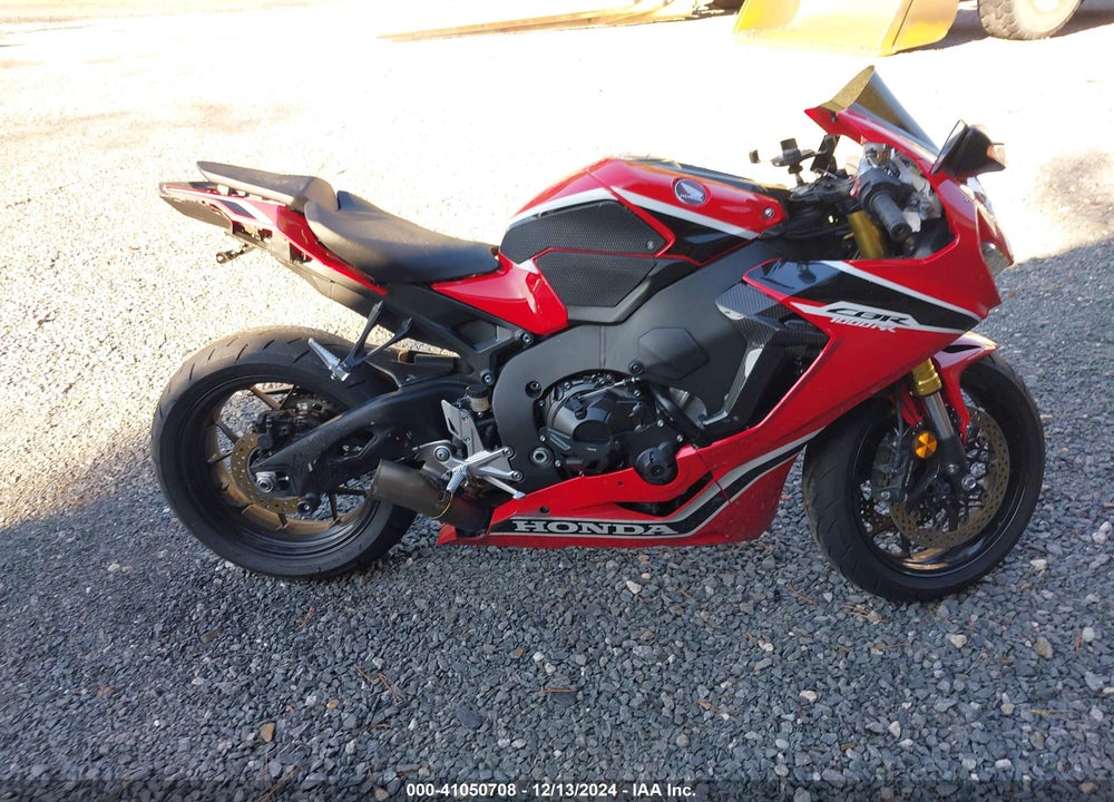 2017 HONDA CBR1000 RR VIN: JH2SC7701HK000093