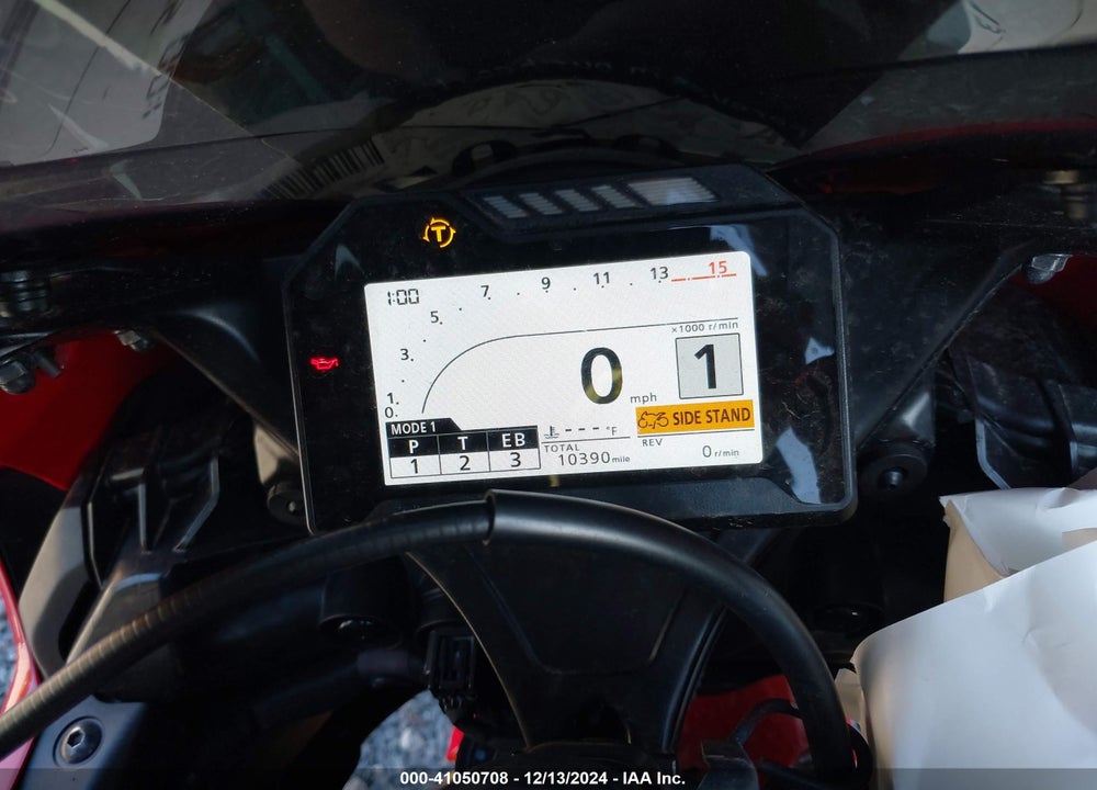 2017 HONDA CBR1000 RR VIN: JH2SC7701HK000093