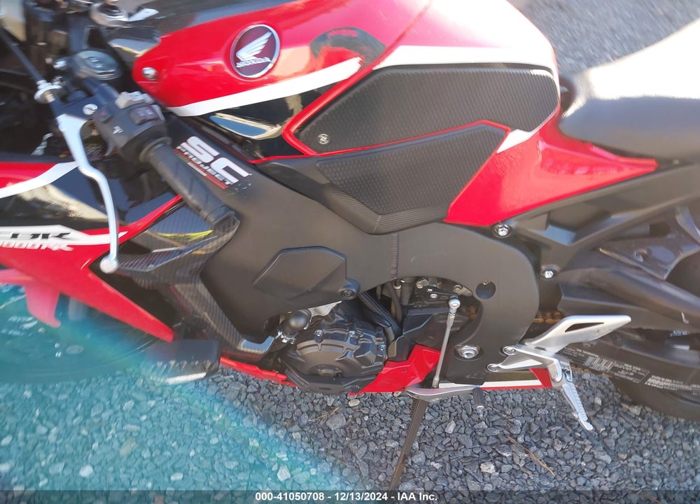 2017 HONDA CBR1000 RR VIN: JH2SC7701HK000093