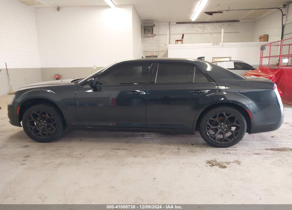 2019 CHRYSLER 300 TOURING VIN: 2C3CCAAG2KH555976