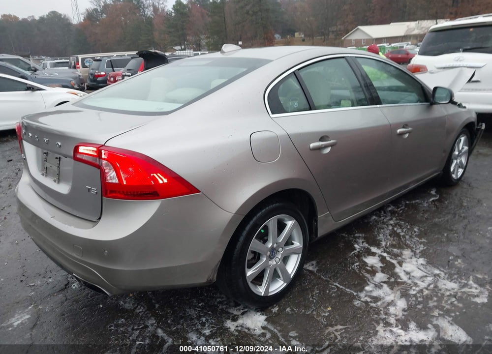 2016 VOLVO S60 VIN: YV126MFK5G2394269