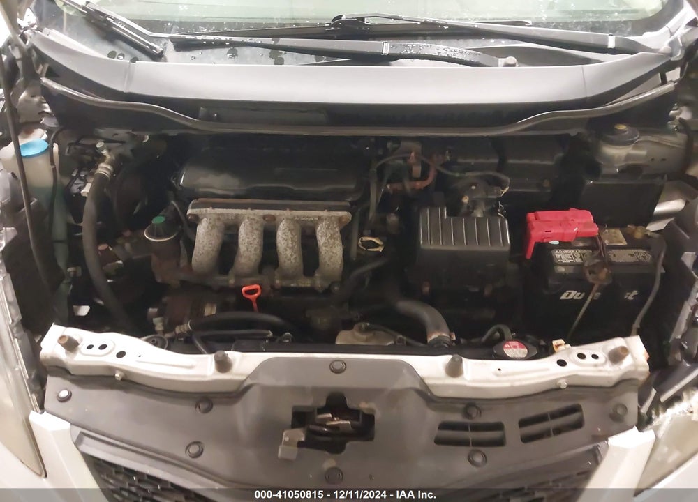 2013 HONDA FIT VIN: JHMGE8H33DC004799