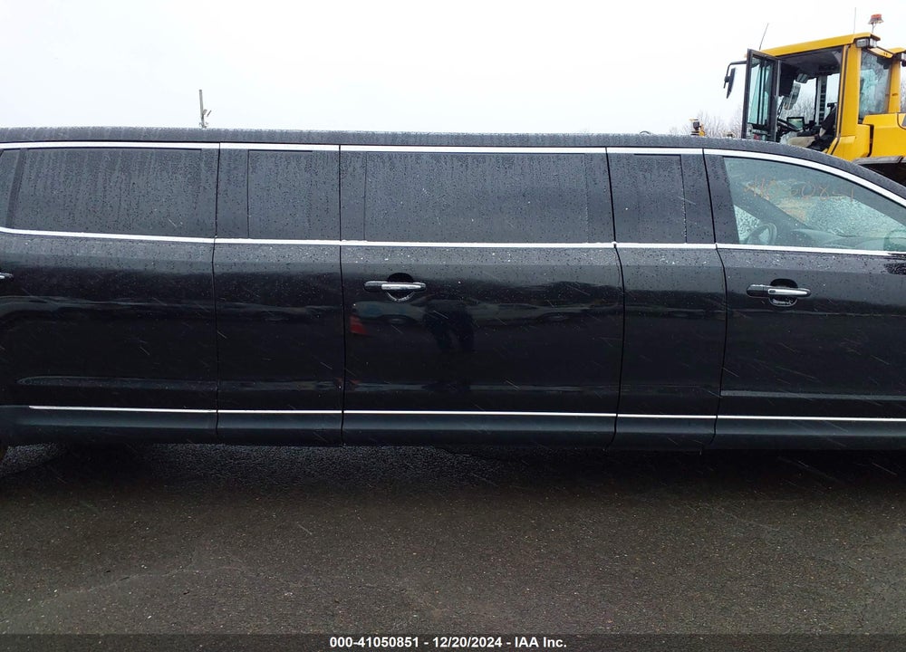 2019 LINCOLN MKT LIMO/HEARSE VIN: 2L1MJ5LT7KBL03065