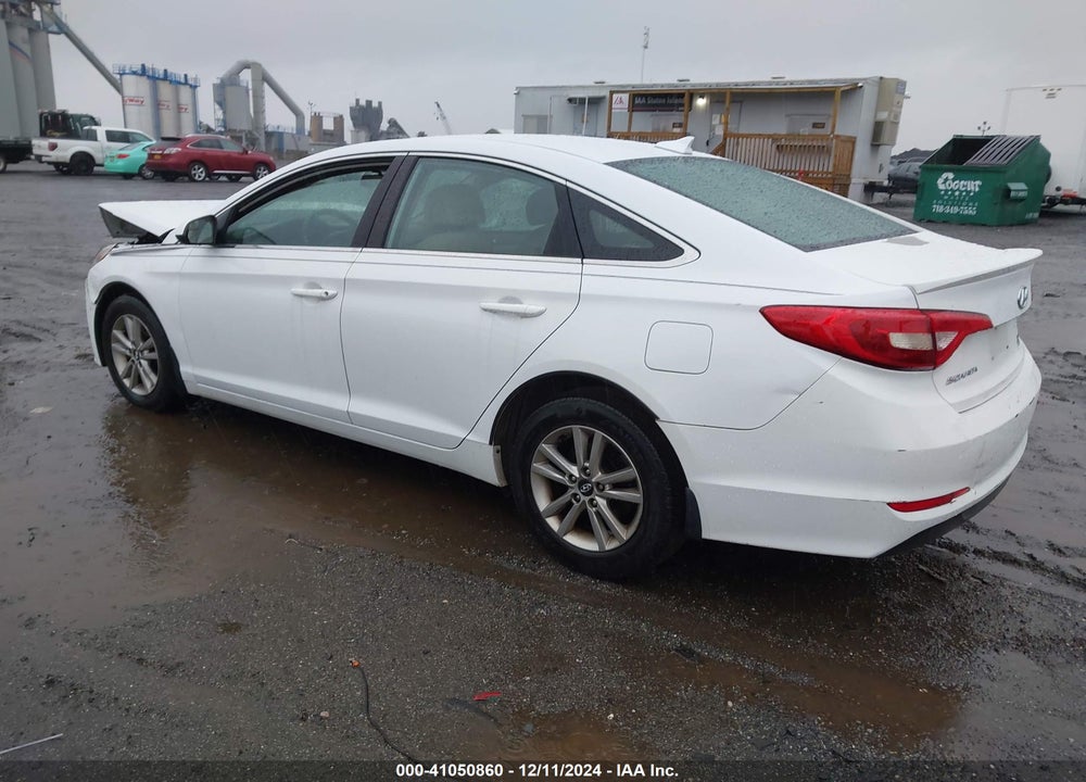 2015 HYUNDAI SONATA SE VIN: 5NPE24AF7FH144893