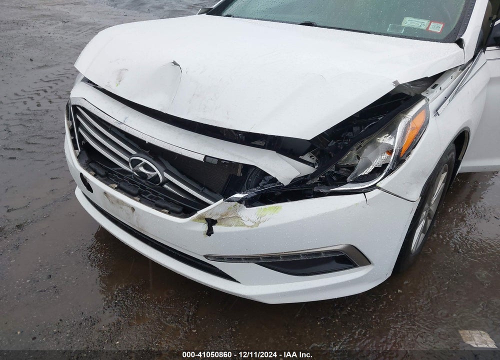 2015 HYUNDAI SONATA SE VIN: 5NPE24AF7FH144893