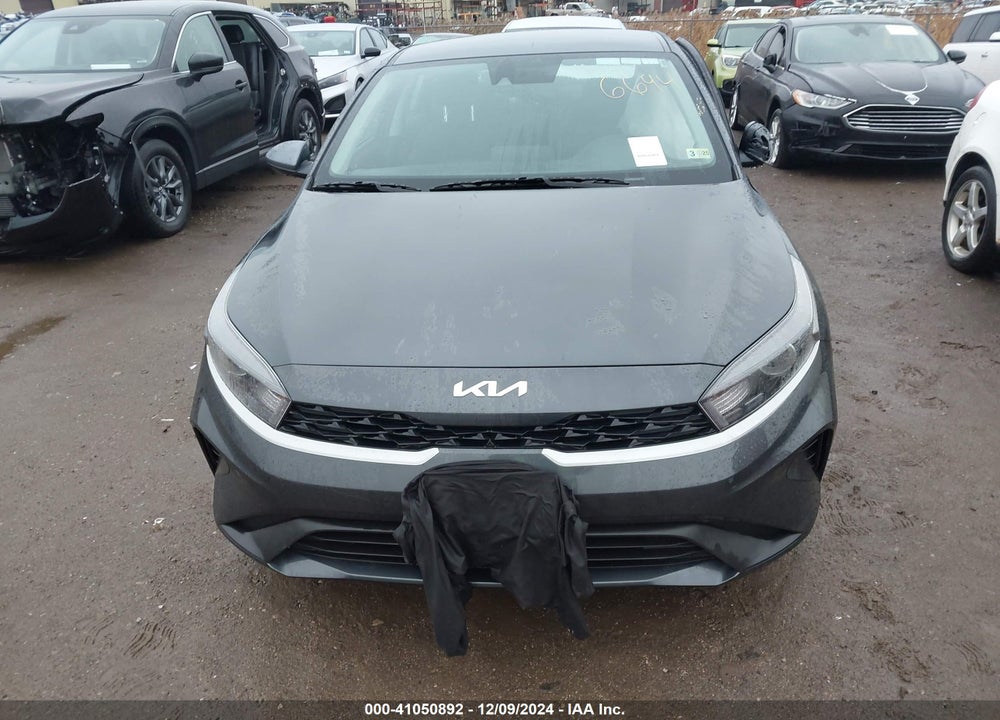 2024 KIA FORTE LXS VIN: 3KPF24ADXRE756694