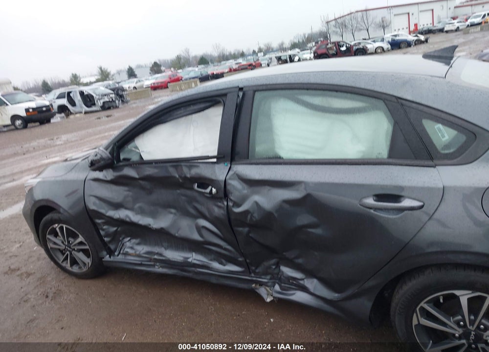2024 KIA FORTE LXS VIN: 3KPF24ADXRE756694