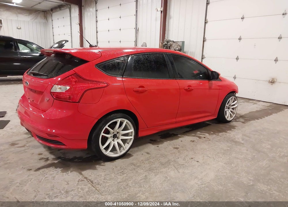 2014 FORD FOCUS ST VIN: 1FADP3L94EL212243
