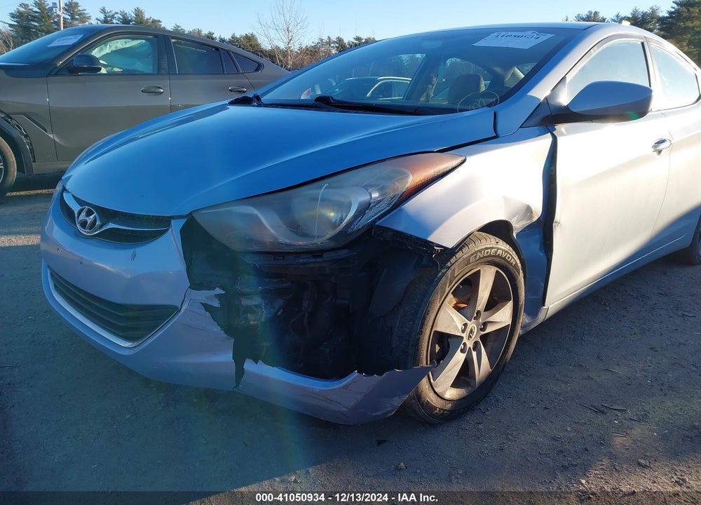 2013 HYUNDAI ELANTRA GLS VIN: KMHDH4AE5DU709920