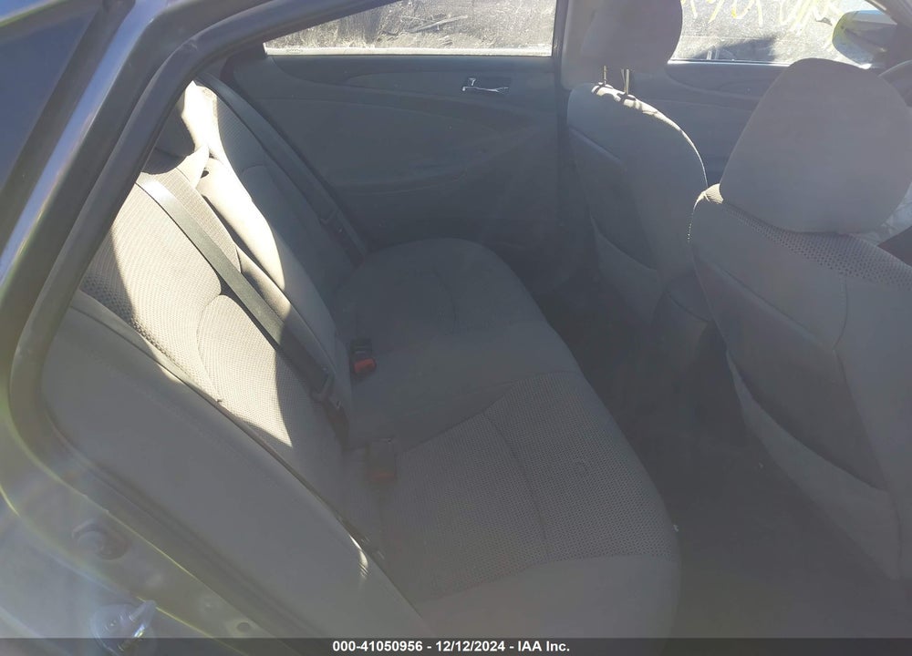 2013 HYUNDAI SONATA VIN: 5NPEB4AC1DH556424