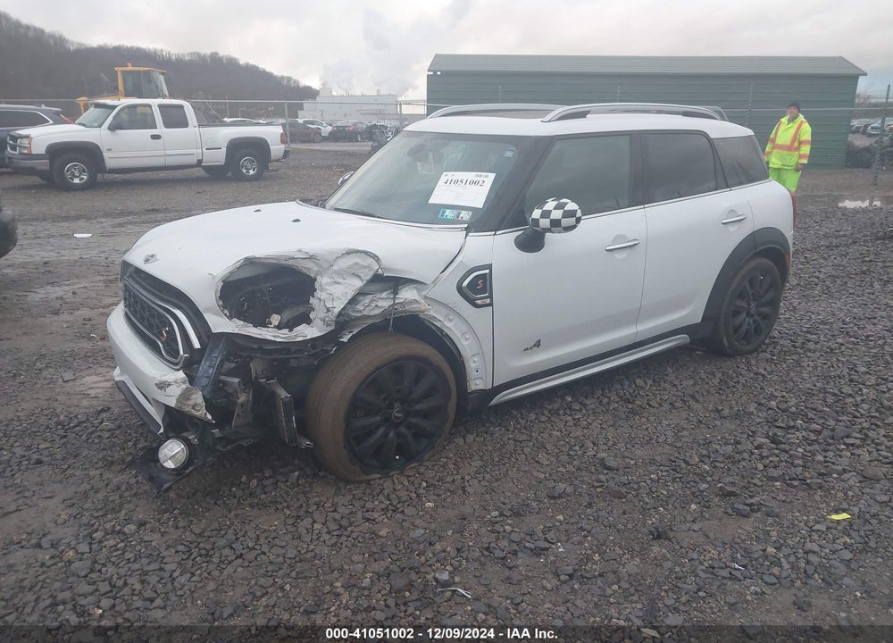 2018 MINI COUNTRYMAN COOPER S VIN: WMZYT5C34J3E61170