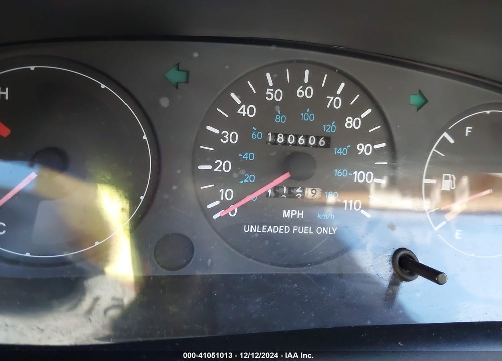 1996 GEO PRIZM LSI VIN: 1Y1SK526XTZ010371