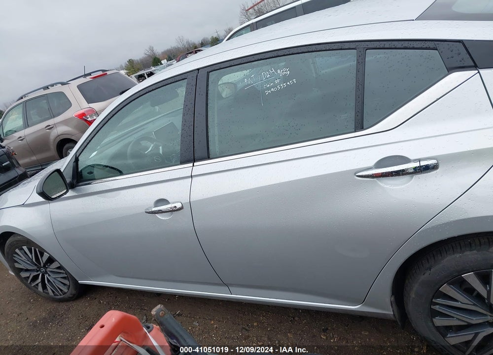 2024 NISSAN ALTIMA SV FWD VIN: 1N4BL4DV3RN392247