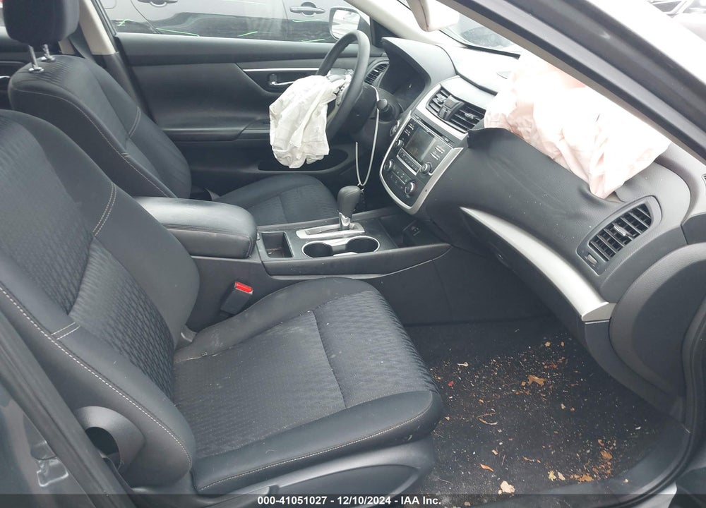 2017 NISSAN ALTIMA VIN: 1N4AL3AP9HN363782