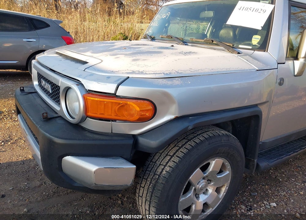2007 TOYOTA FJ CRUISER VIN: JTEBU11F470003043