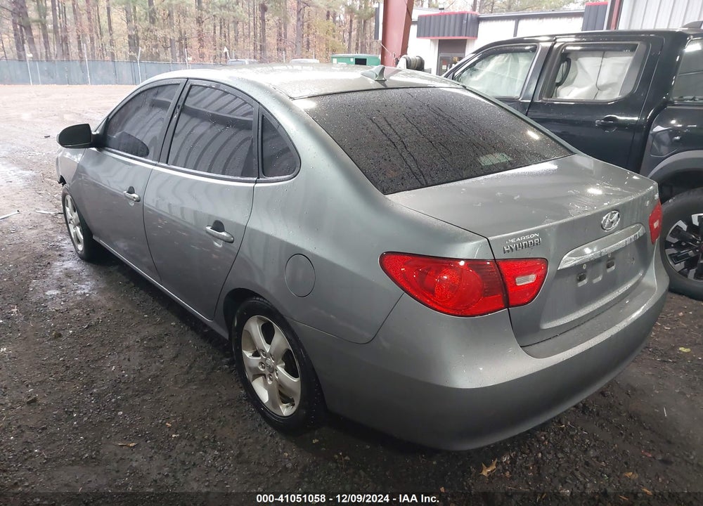 2010 HYUNDAI ELANTRA VIN: KMHDU4AD9AU195780