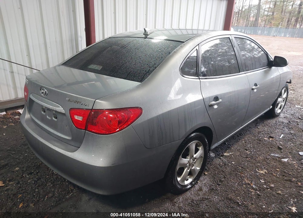 2010 HYUNDAI ELANTRA VIN: KMHDU4AD9AU195780