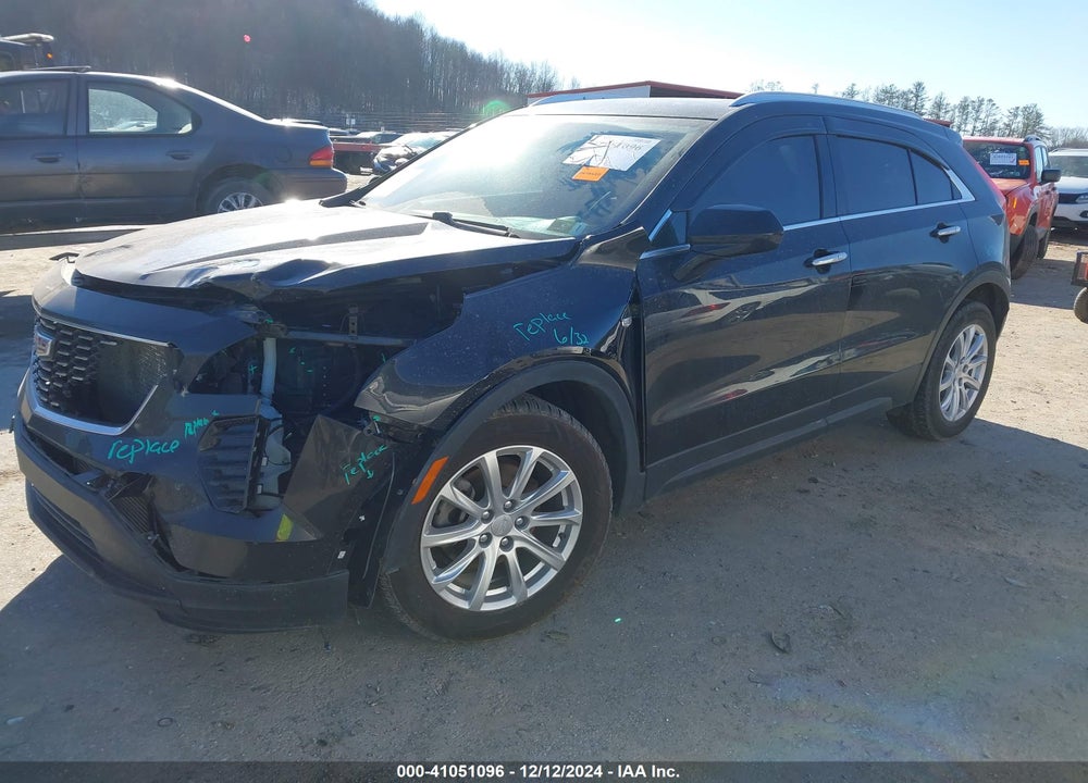 2019 CADILLAC XT4 LUXURY VIN: 1GYFZBR46KF107680