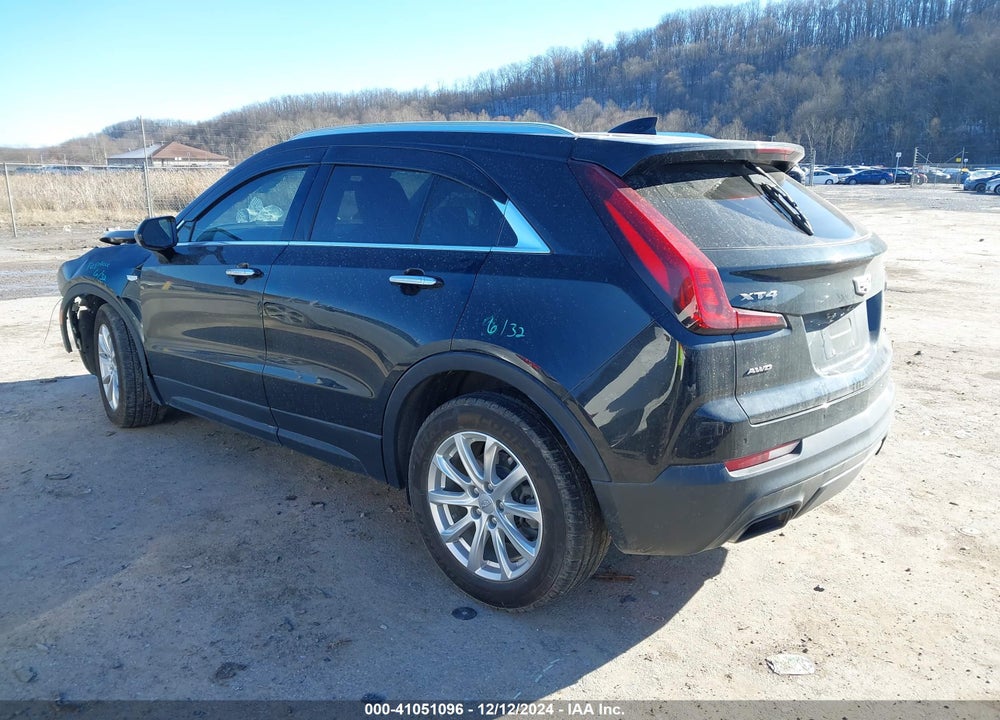 2019 CADILLAC XT4 LUXURY VIN: 1GYFZBR46KF107680