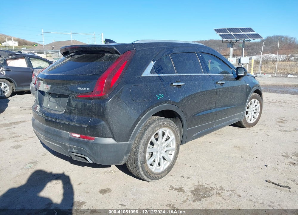 2019 CADILLAC XT4 LUXURY VIN: 1GYFZBR46KF107680