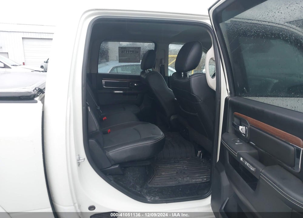 2018 RAM 1500 LAIE  4X4 5'7 BOX VIN: 1C6RR7NM1JS237059