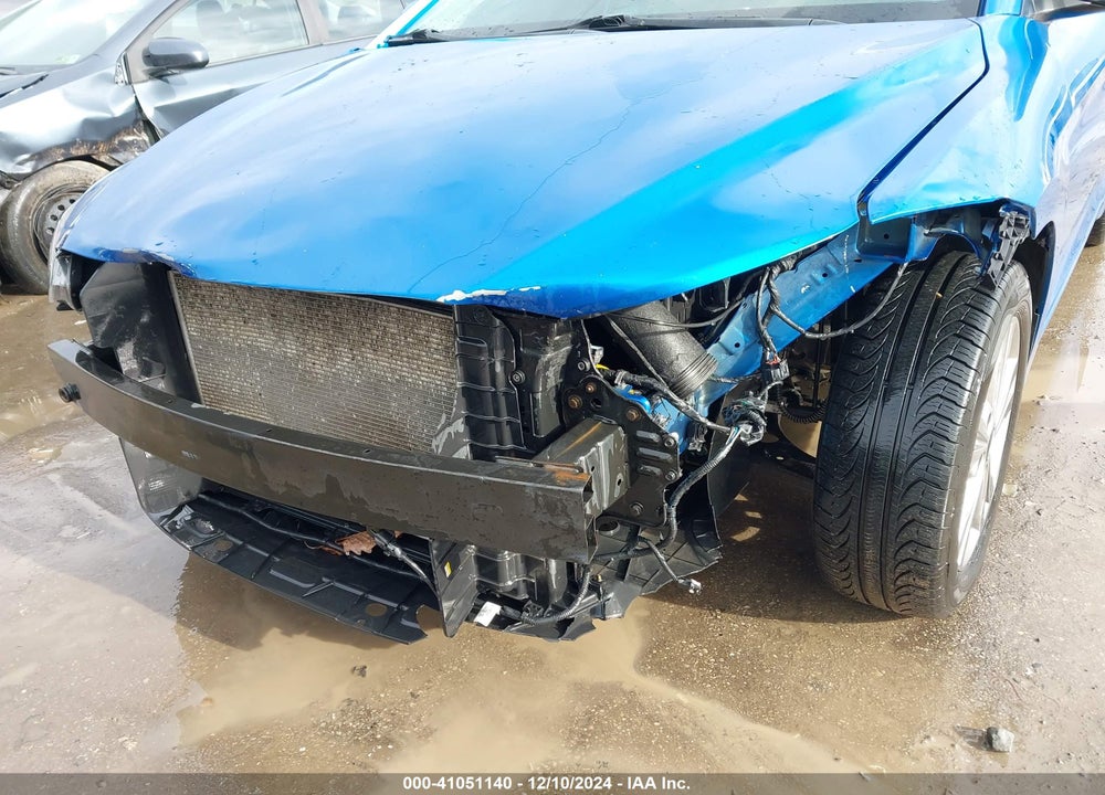 2017 HYUNDAI ELANTRA SE VIN: KMHD84LF6HU060656