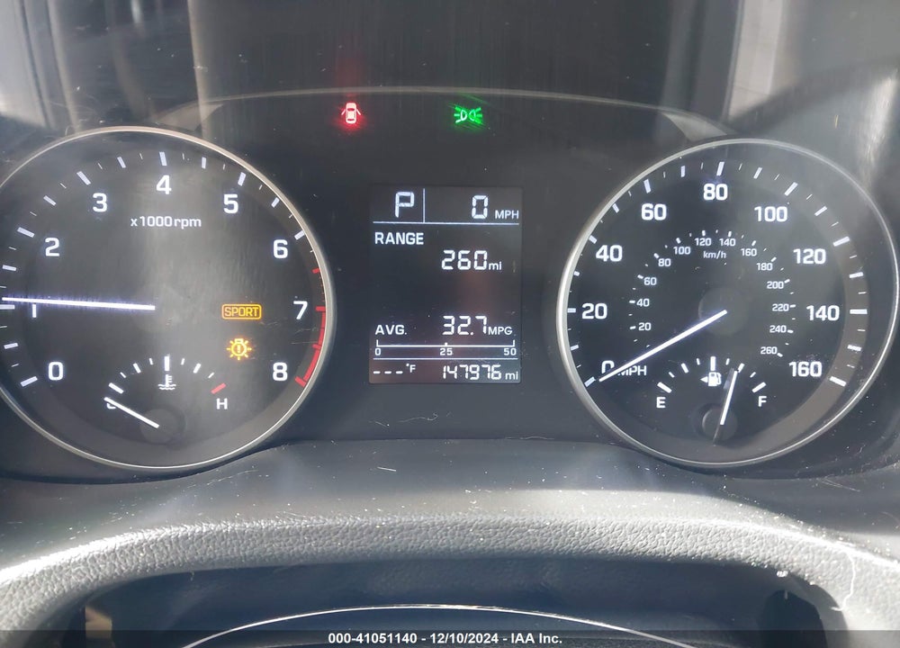 2017 HYUNDAI ELANTRA SE VIN: KMHD84LF6HU060656