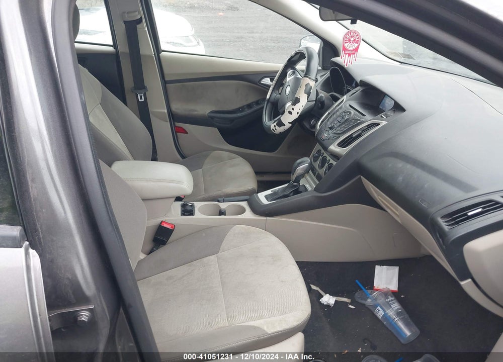 2014 FORD FOCUS SE VIN: 1FADP3F25EL105989