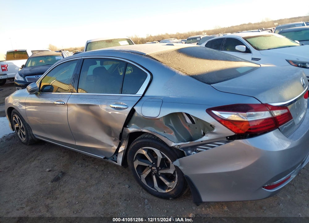 2017 HONDA ACCORD VIN: 1HGCR3F80HA029717