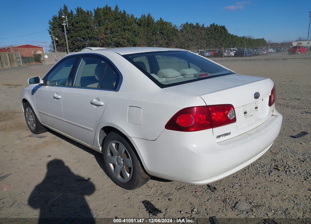 2007 KIA OPTIMA LX VIN: KNAGE123375117143