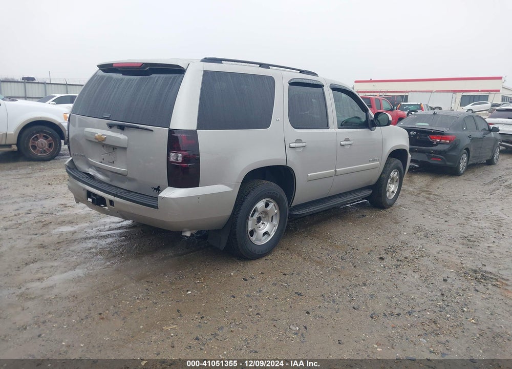 2007 CHEVROLET TAHOE LT VIN: 1GNFC13J57J313648