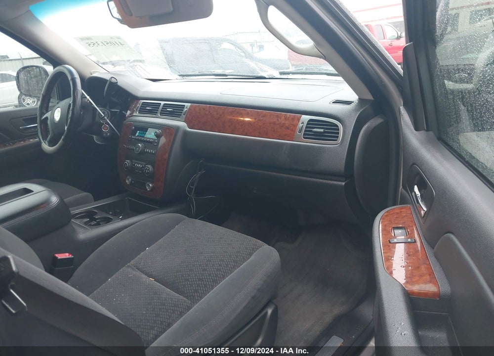 2007 CHEVROLET TAHOE LT VIN: 1GNFC13J57J313648