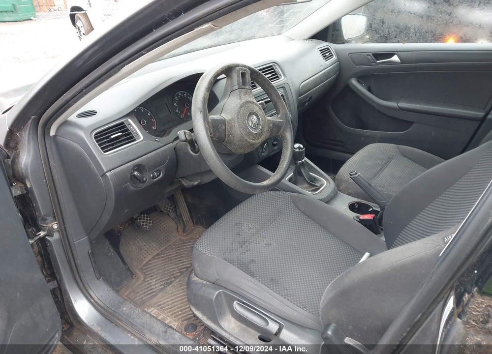 2013 VOLKSWAGEN JETTA VIN: 3VW1K7AJ4DM443461