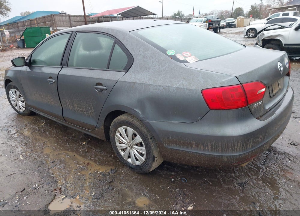2013 VOLKSWAGEN JETTA VIN: 3VW1K7AJ4DM443461