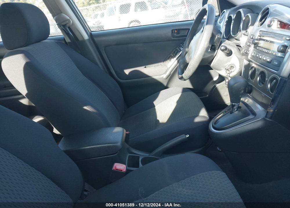 2005 TOYOTA MATRIX VIN: 2T1KR32E05C370404