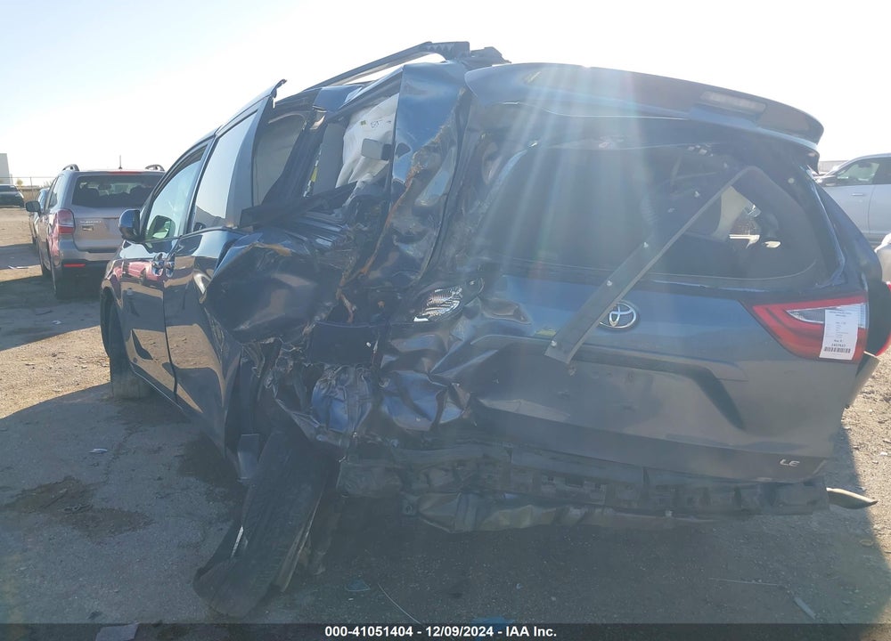 2017 TOYOTA SIENNA VIN: 5TDKZ3DC9HS825063