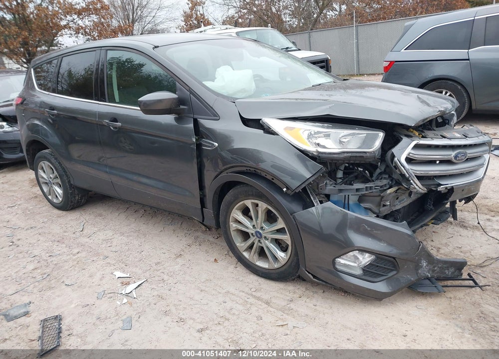 2017 FORD ESCAPE SE VIN: 1FMCU9GD8HUE75894