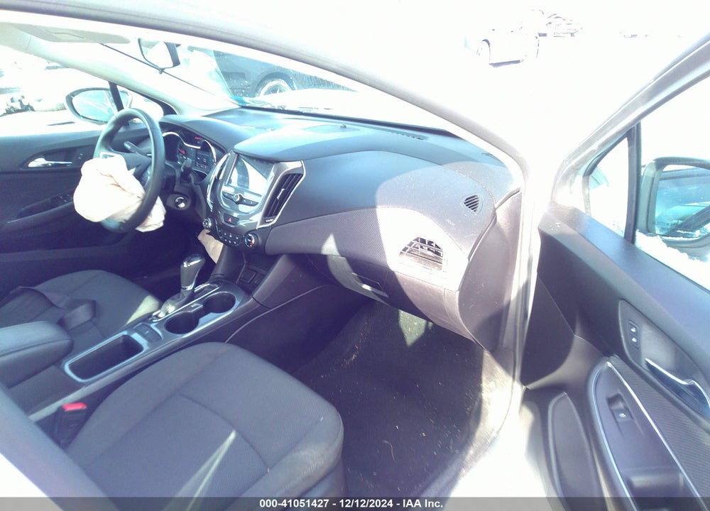 2017 CHEVROLET CRUZE LT AUTO VIN: 1G1BE5SM0H7256111
