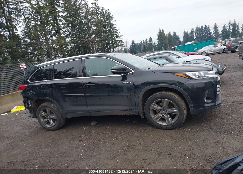 2017 TOYOTA HIGHLANDER HYBRID LIMITED PLATINUM VIN: 5TDDGRFH3HS029984