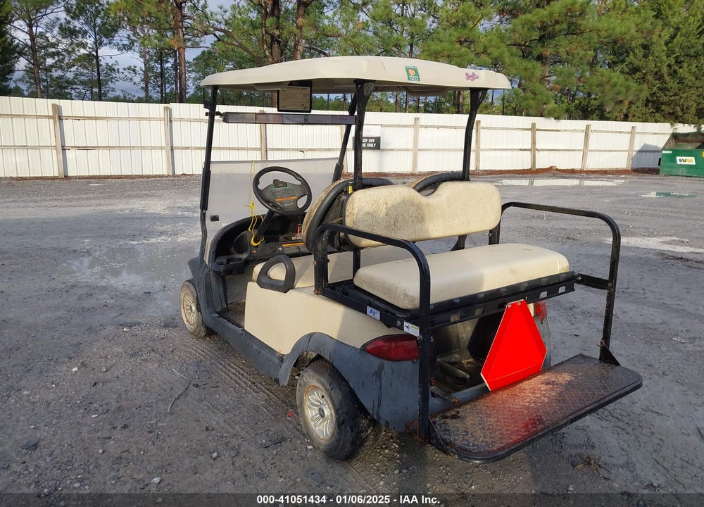 2015 CLUB CAR GOLF CART VIN: JE1543600180