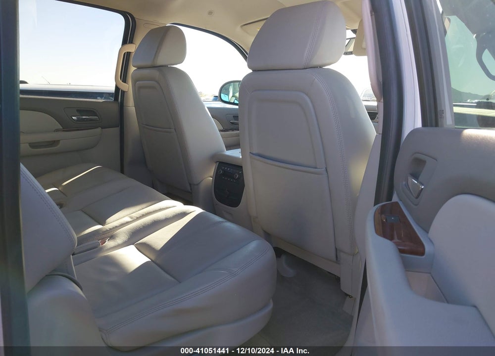 2009 CHEVROLET SUBURBAN 1500 LT2 VIN: 1GNFC26079J124706
