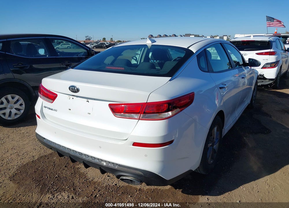 2020 KIA OPTIMA LX VIN: 5XXGT4L35LG429351