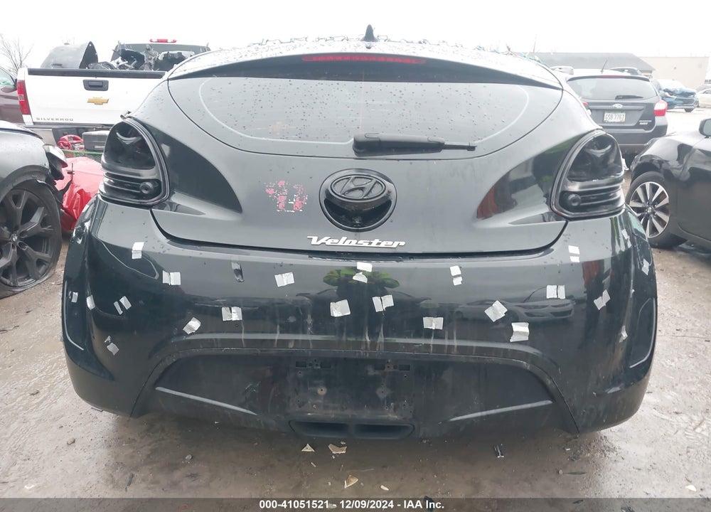 2012 HYUNDAI VELOSTER BASE W/RED/BLACK VIN: KMHTC6AD8CU076180