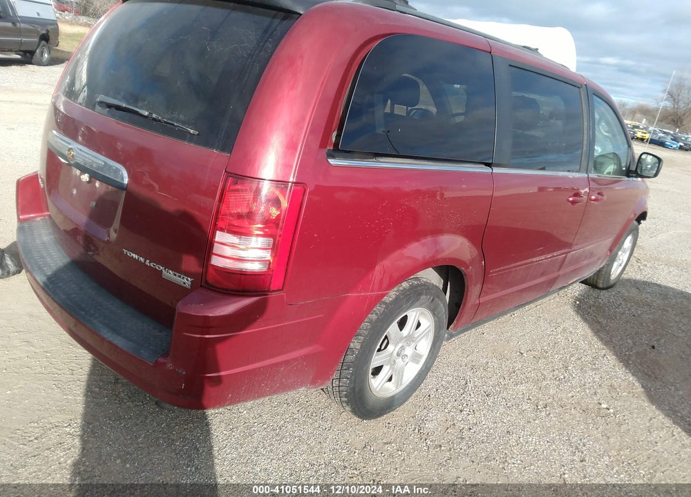 2010 CHRYSLER TOWN & COUNTRY NEW LX VIN: 2A4RR2D18AR375258