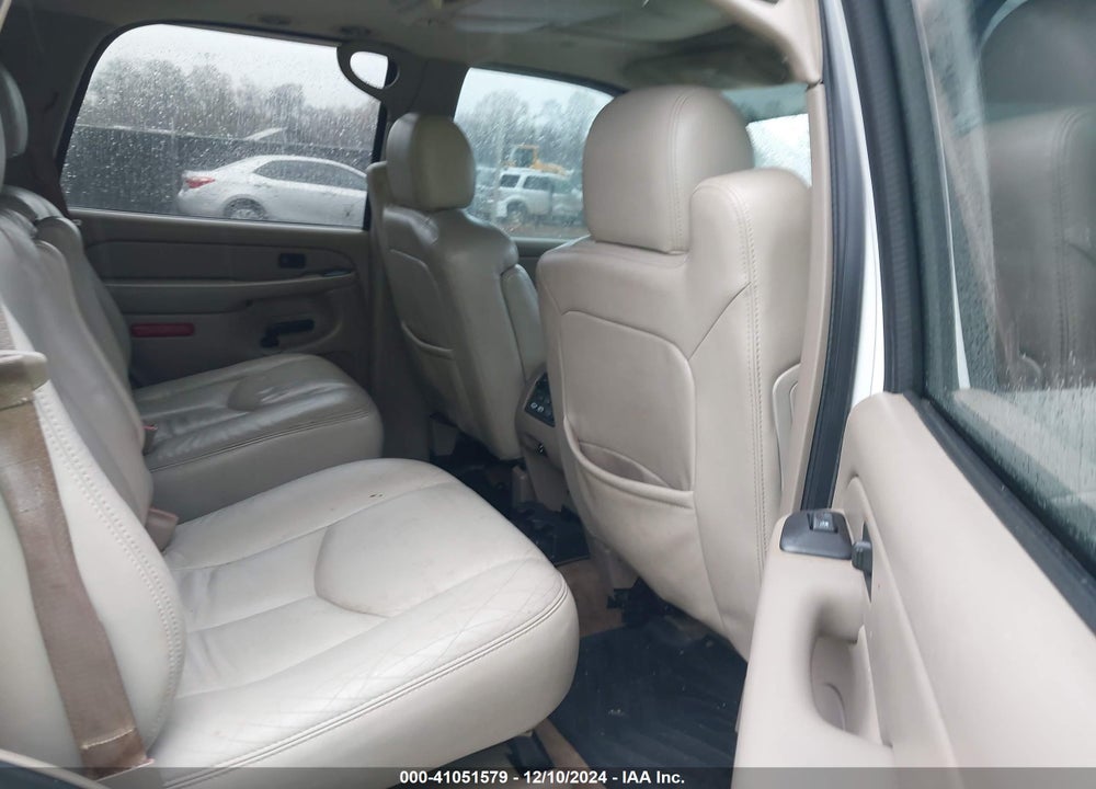 2004 CHEVROLET TAHOE LT VIN: 1GNEC13Z34J239224