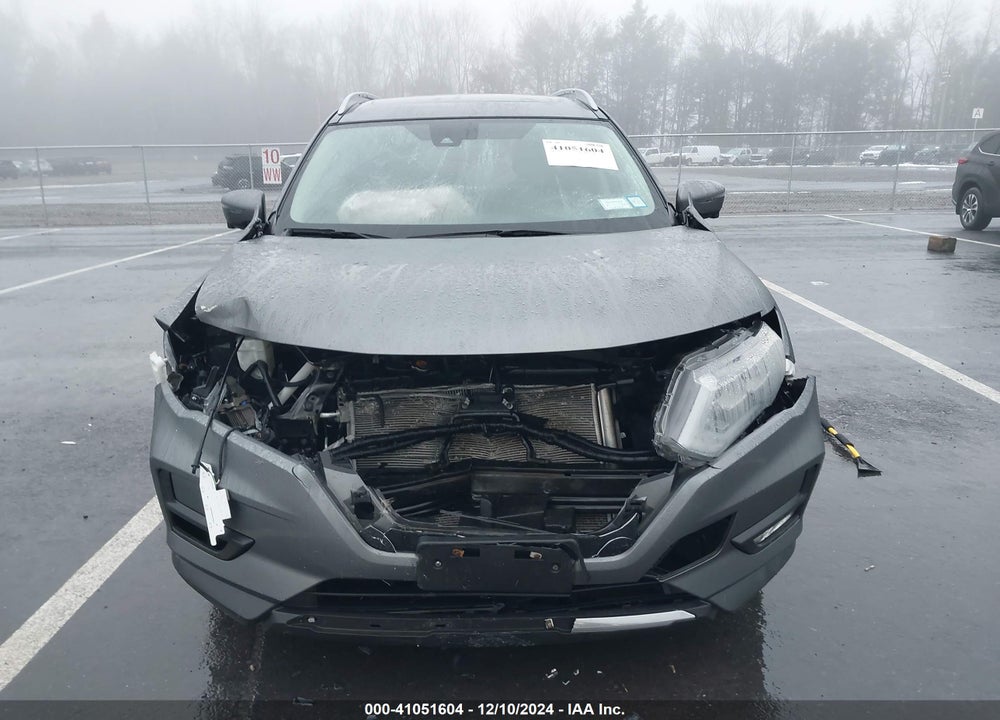 2017 NISSAN ROGUE SL VIN: 5N1AT2MV1HC858502
