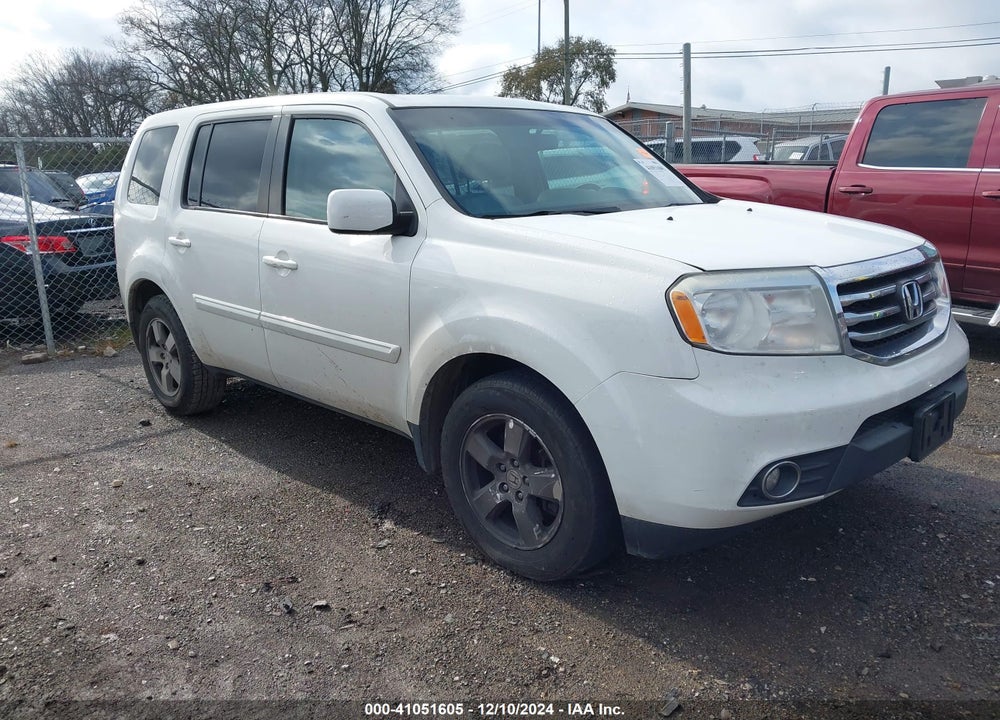 2015 HONDA PILOT EX-L VIN: 5FNYF4H55FB030372