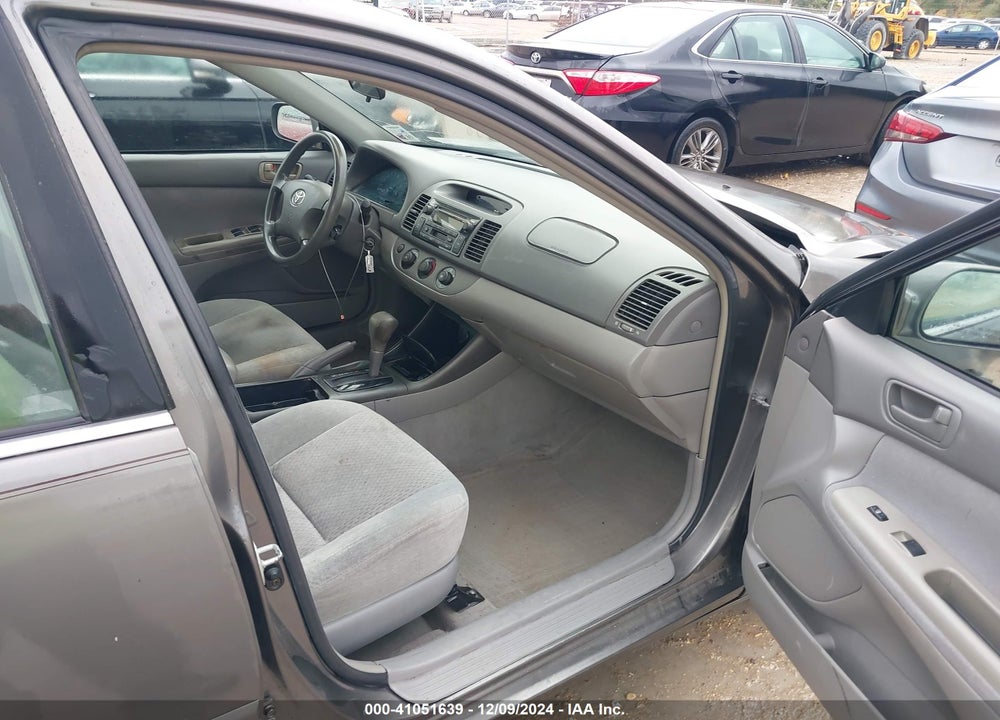 2004 TOYOTA CAMRY LE VIN: 4T1BE32K74U874933