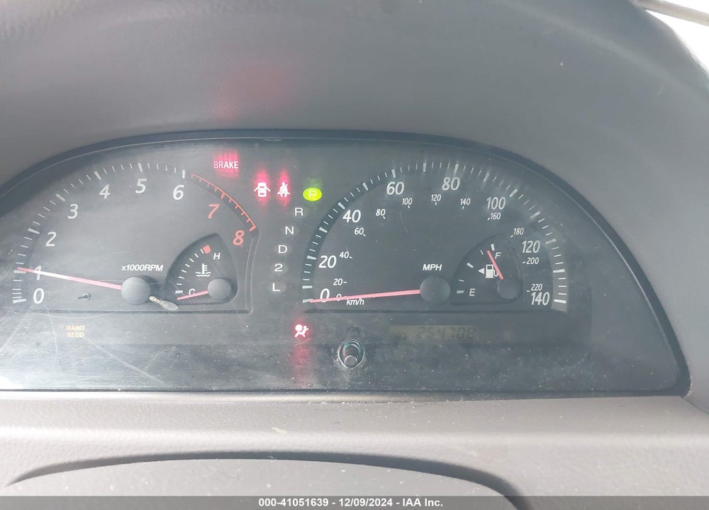 2004 TOYOTA CAMRY LE VIN: 4T1BE32K74U874933